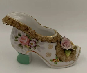 Vintage Andrea S N.Y. Porcelain Lace Shoe Made in Japan Lace and Applied Flowers - Picture 1 of 4