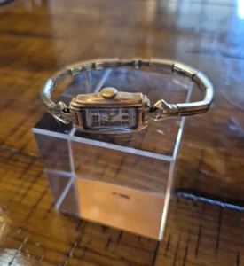 Vintage ELGIN ART DECO 10K GOLD FILLED LADIES WATCH PAT. PEND Band READ - Picture 1 of 20