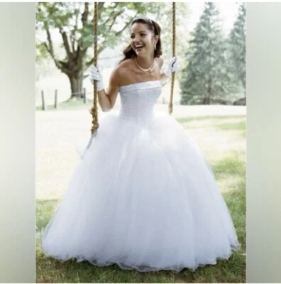 DAVIDs Bridal SZ 16 BEADED  Ball Gown Wedding Dress Strapless Princess Tulle - Image 1 of 4