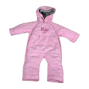 Nike One Piece Traje de Nieve Niño Pequeño 18 Meses Rosa Con Capucha Aislado - Imagen 1 de 13