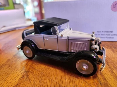 Coche fundido a presión Chevy Roadster 1928 Natl Motor Museum como nuevo con caja original y certificado Foto 1 de 4