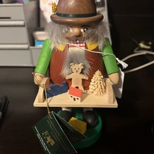 Richard Glasser GmbH Seiffen Nutcracker - Picture 1 of 5