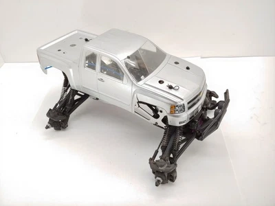 Missing Parts: HPI Savage 1/8 4x4 Monster Truck Roller Slider Chassis Used - Image 1 of 4