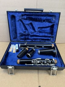 Yamaha YCL-24 Clarinet – Student/Band Clarinet w/ Case – Plays Well - Picture 1 of 6