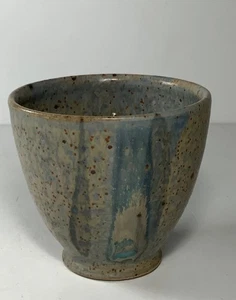 Vintage Small Studio Art Pottery Planter 4 in. - Picture 1 of 8