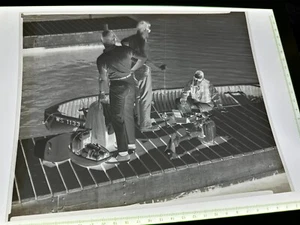 1960s EVINRUDE 8x10 ADVERTISING PHOTO NEGATIVE #E132 - BOAT MOTOR - Picture 1 of 1