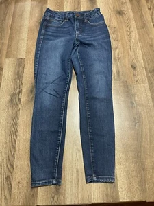 Maurices Jeans, Women's Size 2 Short, Blue, Denim, Everflex High Rise - Picture 1 of 11
