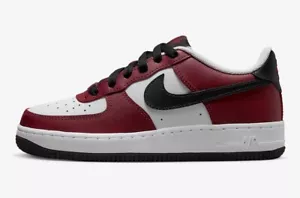 2022 Nike Air Force 1 Low LV8 GS Größe 6,5Y Team Rot Schwarz Weiß Retro FD0300-600 - Bild 1 von 6