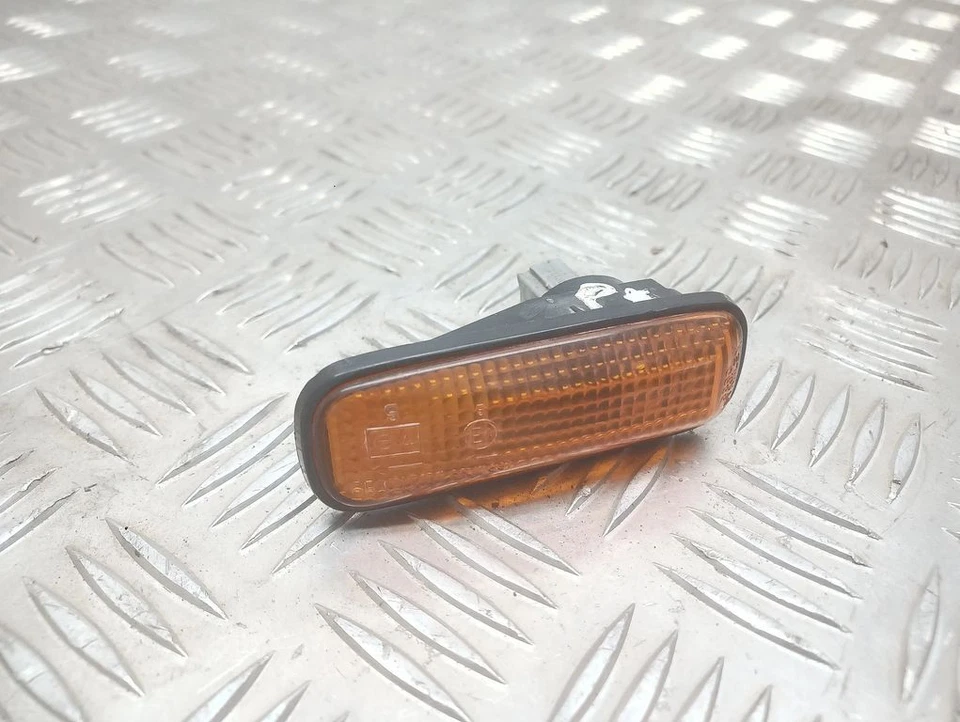 Honda Civic 2000 Vorne links Seitenblinker UST107932 Foto 1 de 4