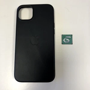 Apple Leather Case w/ MagSafe for Apple iPhone 14 Plus Genuine OEM - Midnight - Picture 1 of 6