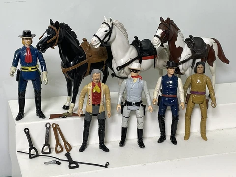 VINTAGE 1980 GABRIEL Action figures LONE RANGER Custer Buffalo Bill Tonto Horses Cover
