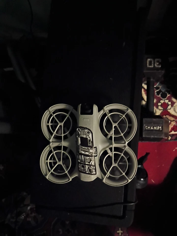 Cuadricóptero DJI Neo Drone Mini 4K Foto 1 de 1