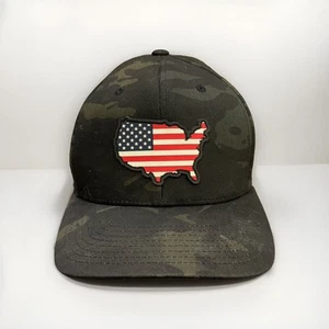 Gorra de béisbol ajustada con bandera de Estados Unidos camuflada estilo 400 de marca Bills talla L/XL - Imagen 1 de 8