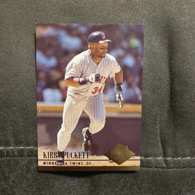 1994 Fleer Ultra - Kirby Puckett #394 - Image 1 of 2