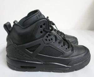 NIKE AIR Jordan INVERNIZED SPIZIKE J (GS) GATTO NERO (FD4653 001) taglia 5,5 anni - Foto 1 di 7