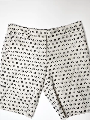 Bermudas Ann Taylor color tostado claro estampado de guepardo/cosidas talla 8 Foto 1 de 3