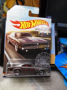 Hot Wheels Vintage Muscle 1969 Dodge Charger - Picture 1 of 2