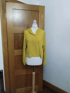 Made In Italy hooded long sleeve cropped top Colour Yellow One Size (8-16) - Picture 1 of 5
