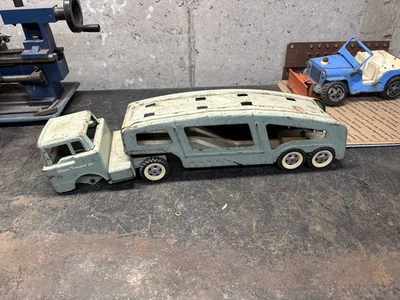 Structo Auto Transport Truck - Image 1 of 4