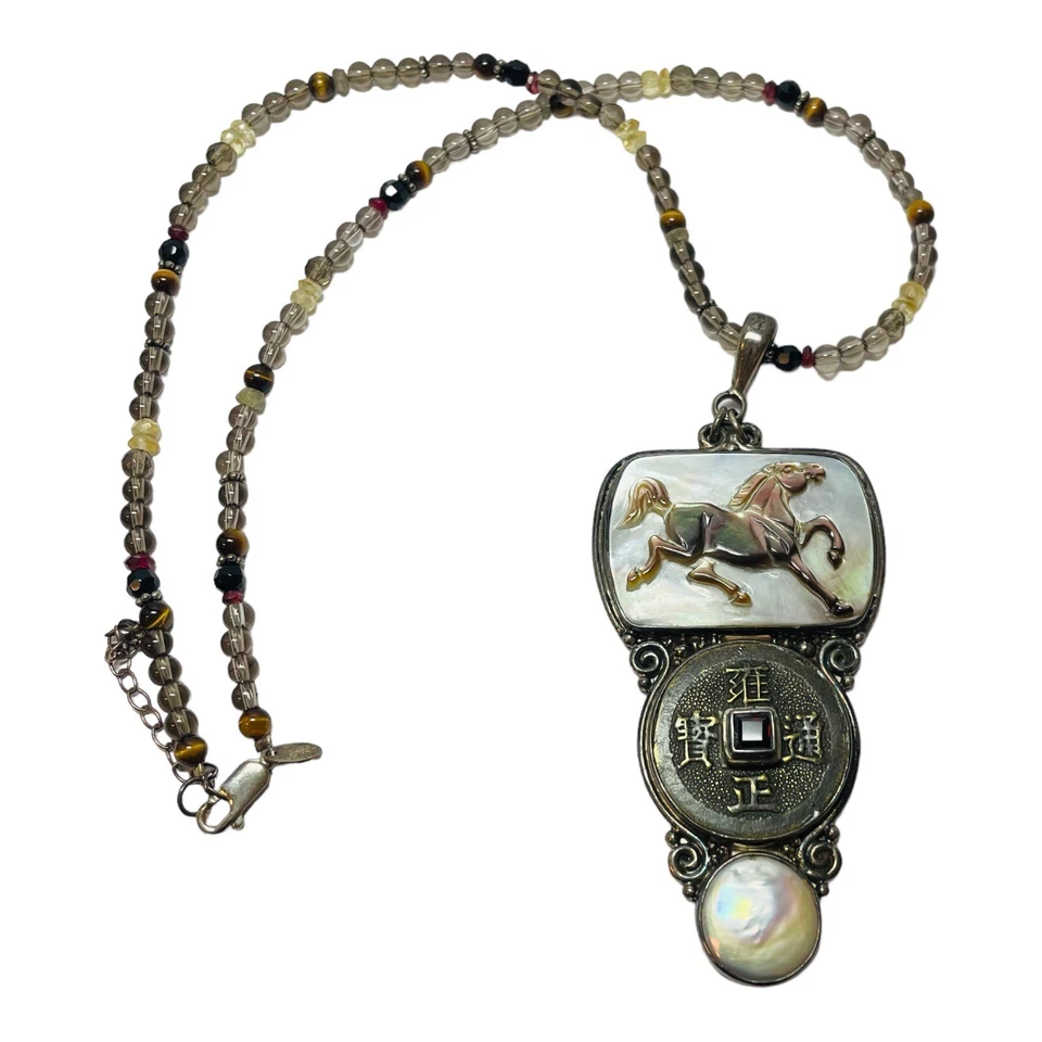 "Collar colgante caballo madreperla cuentas marrones plata esterlina 925 Sajen 18""" Foto 1 de 4