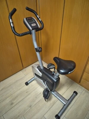 Cyclette per casa Carnielli XT8710 Magnetica. Display LCD. Cardio a manubrio. - Immagine 1 di 4
