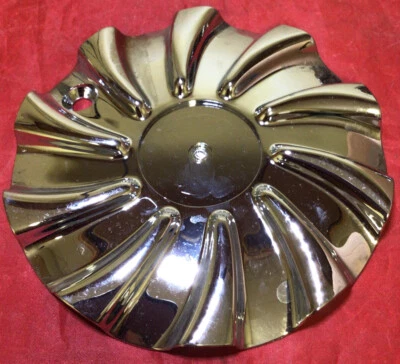 UNA TAPA CENTRAL CROMADA CONCEPT RUEDAS USADAS-171450 12365 Foto 1 de 2