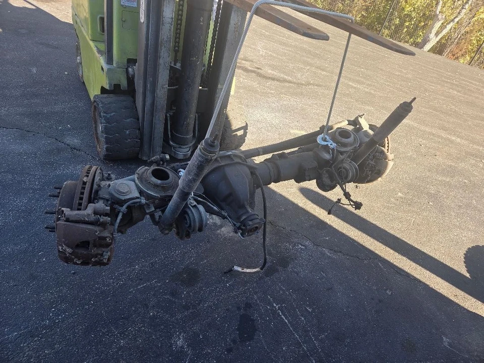 2014 2015 2016 2017 2018 RAM 2500 3500 EJE DELANTERO MONTAJE DIFERENCIAL Foto 1 de 2