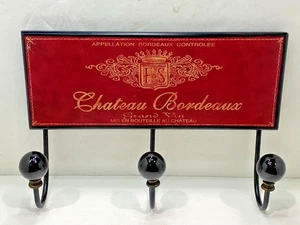 Metall Wandhalterung Chateau Bordeaux Wein Motiv Garderobe 3 Haken - Bild 1 von 3