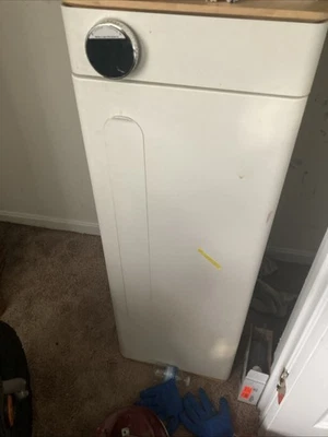 Hydroponic Grow Tent - Image 1 of 3