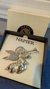 Retired Napier Brooch - Pin - Angel Blowing Horn - Christmas - with Box - Picture 1 of 9