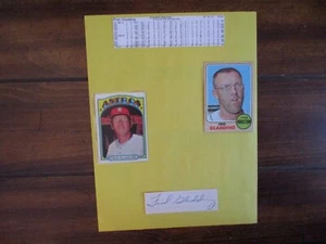 FRED GLADDING(D-'15)Signed 3 x 5 Index Card w/8 x 11 Display w/1968 & 1972 Topps - Picture 1 of 9