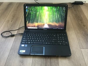 Toshiba Satellite C850D 15.6 AMD E1-1200 1.40GHz 4GB RAM 250GB HDD Win 10 Pro - Imagen 1 de 20