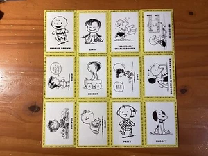 Peanuts Super 7 SDCC Exclusivo Juego de Tarjetas Coleccionables Amarillo + Rojo Juego de 12 Tarjetas Cada una - Imagen 1 de 4