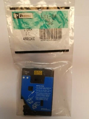 PANDUIT LS1 LABELS NEW IN BOX (LS1-38) BLACK ON YELLOW 12mm 1/2" - Image 1 of 3