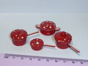 1:12 Scale 4 Metal Saucepan set - Picture 1 of 2