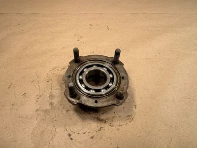 Ступица подшипника заднего дискового колеса MG Midget Austin Healey Sprite с длинными заклепками MOWOG от оригинального производителя - Изображение 1 из 4