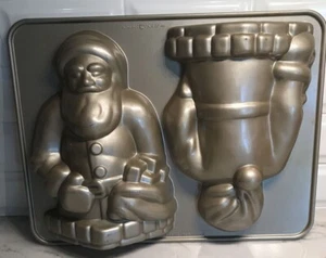 Nordic Ware Vintage Santa Claus Clause Cake Mold Pan Christmas 3D Holidays - Picture 1 of 10