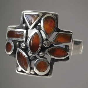 ANELLO ASTRATTO IN ARGENTO STERLING E AMBRA INTARSIATO MISURA 6,75 - Foto 1 di 5