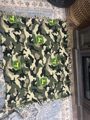 Cobertor john deere tamanho 3 pés X 4 pés - Imagem 1 de 3