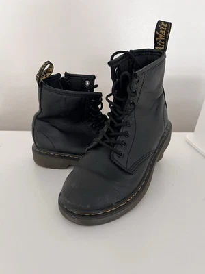 2Y Dr. Martens 1460 Botas para niños en cuero negro Foto 1 de 4