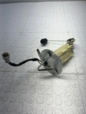 2011-2022 SUZUKI GSXR600 Gas Fuel Pump 15100-14J00 OEM - Image 1 of 4