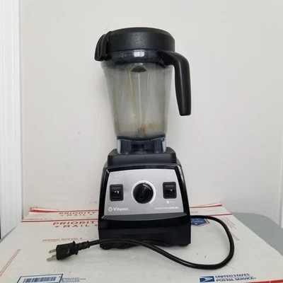 Batidora Vitamix Professional Series 300 Pro300 negra con jarra de 64 OZ probada Foto 1 de 4