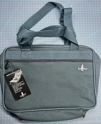 Bolsa de viaje Atlantic Essentials con correas ajustables para artículos de tocador Foto 1 de 4