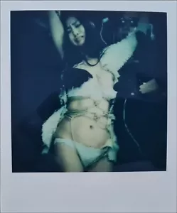 NOBUYOSHI ARAKI * Bondage*POLAROID ORIGINAL VOM KÜNSTLER SIGNIERT & ZERTIFIZIERT - Bild 1 von 6