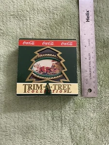 1990 COCA COLA TRIM A TREE COLLECTION SANTA On Ladder Oval Vintage Coke - Picture 1 of 8