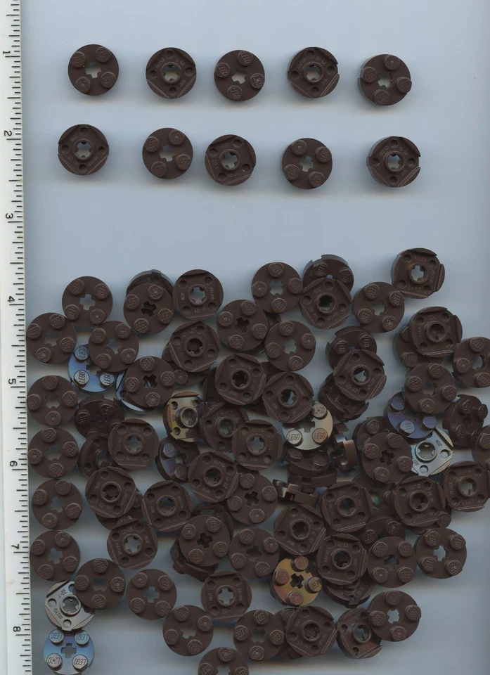 LEGO x 100 Dark Brown Plate, Round 2 x 2 with Axle Hole 4032 - Image 1 of 1