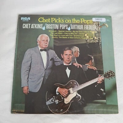 Chet Atkins Chet Picks On The Pops LP Vinyl Record Album - Image 1 of 4