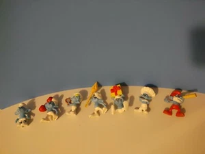 Lot of 2011 smurf's kids toys lot B - Picture 1 of 8