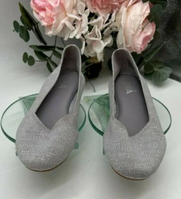 Mia Kids Kandi Ballet Plateado Plano (Niñas Jóvenes) Talla 3 Foto 1 de 4