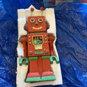 robert the robot Money Bank - Picture 1 of 3